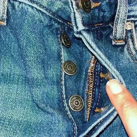 Free People Lux Embellished & Patch Boyfriend Jeans - Size 25 - Picture 11 of 16